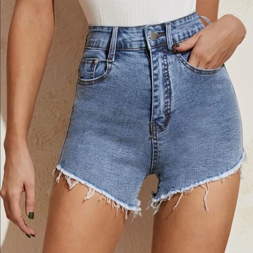 NWT Never worn Denim shorts size XS